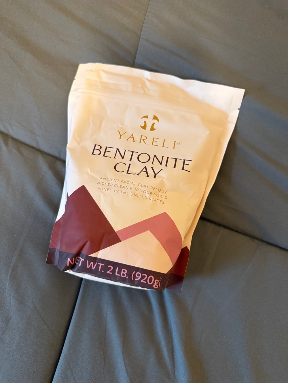 NWT Yareli Bentonite Clay - Cream & Maroon Facial Clay